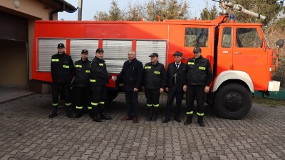 Przekazanie samochodu ratowniczo-gaśniczego dla druhów OSP Suchodębie!