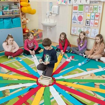 Projekt „Matematyka w ruchu” w ramach programu „Rosnę z matematyką ” w Przedszkolu