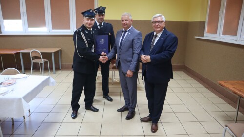 Uroczyste przekazanie sprzętu na rzecz Ochotniczej Straży Pożarnej w Suchodębiu!