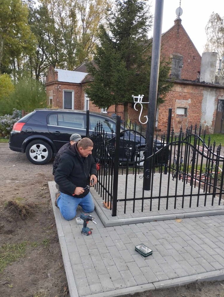 Układanie kostki brukowej