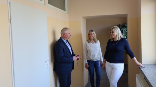 „Przebudowa sali lekcyjnej w Szkole Podstawowej im. Kornela Makuszyńskiego w Łaniętach ze zmianą sposobu użytkowania”