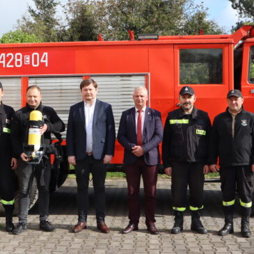 PRZEKAZANIE SPRZĘTU DLA OSP W SUCHODĘBIU