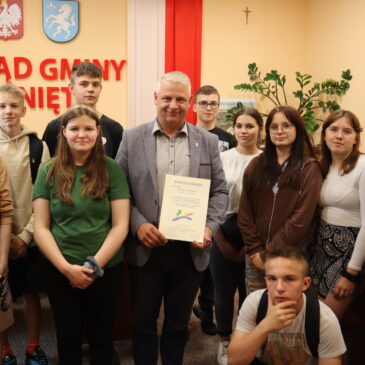 Wizyta uczniów 8 klasy w Urzędzie Gminy