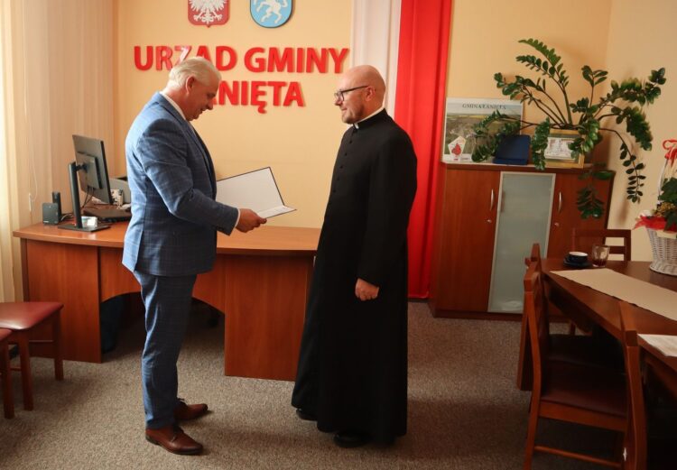 „Renowacja zabytkowej dzwonnicy przy kościele w Łaniętach” - przystępujemy do realizacji!