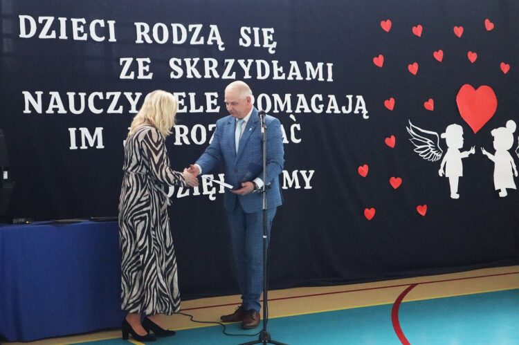 Dzień Edukacji Narodowej w Szkole Podstawowej im. Kornela Makuszyńskiego w Łaniętach