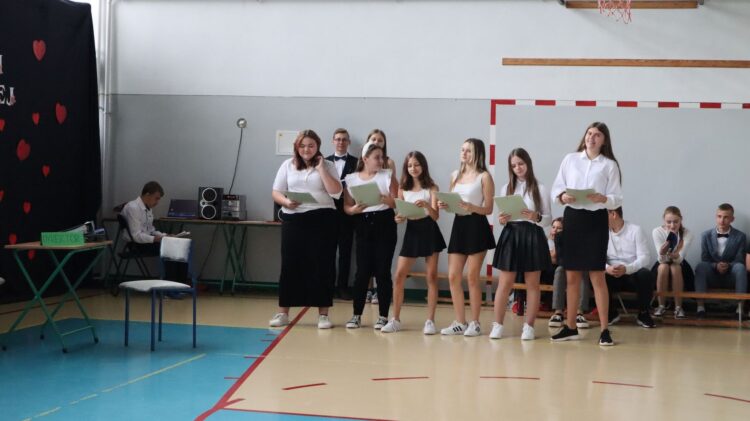 Dzień Edukacji Narodowej w Szkole Podstawowej im. Kornela Makuszyńskiego w Łaniętach