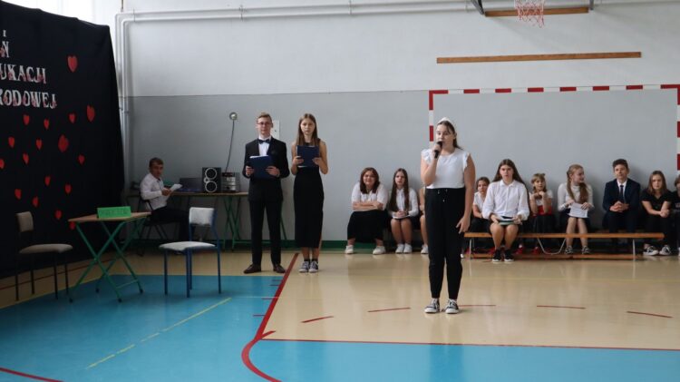 Dzień Edukacji Narodowej w Szkole Podstawowej im. Kornela Makuszyńskiego w Łaniętach