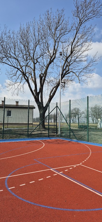 Nowe trybuny i oświetlenie gotowe!