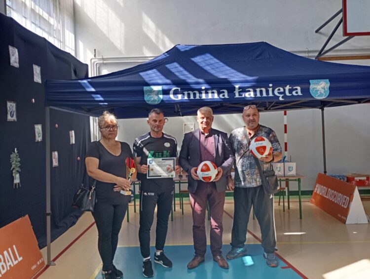 Turniej Teqball w Singla o Puchar Wójta Gminy Łanięta Tomasza Szczęsnego!