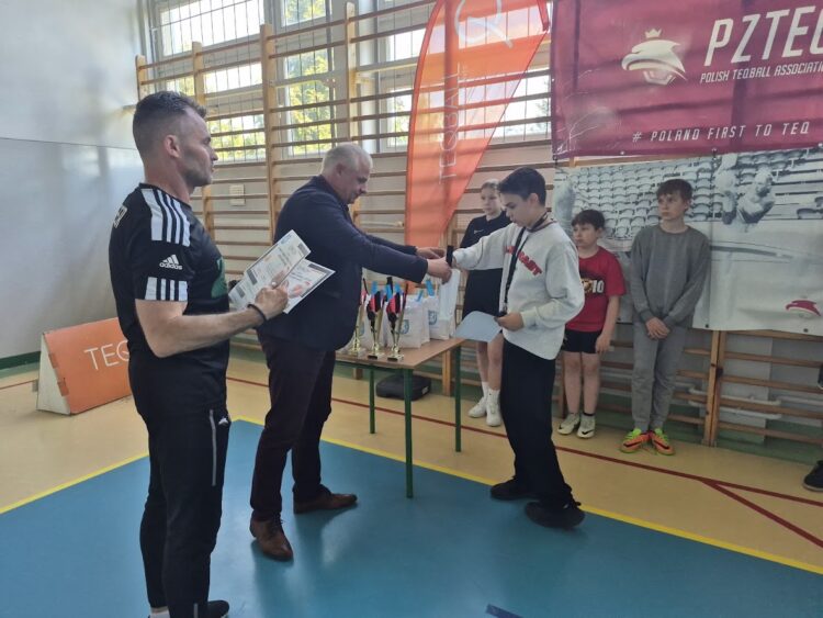 Turniej Teqball w Singla o Puchar Wójta Gminy Łanięta Tomasza Szczęsnego!