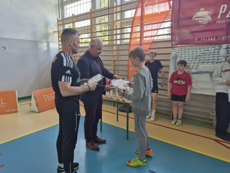 Turniej Teqball w Singla o Puchar Wójta Gminy Łanięta Tomasza Szczęsnego!