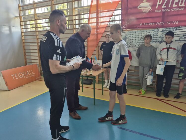 Turniej Teqball w Singla o Puchar Wójta Gminy Łanięta Tomasza Szczęsnego!