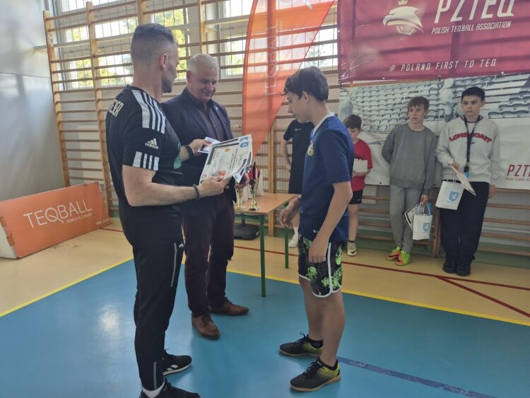 Turniej Teqball w Singla o Puchar Wójta Gminy Łanięta Tomasza Szczęsnego!