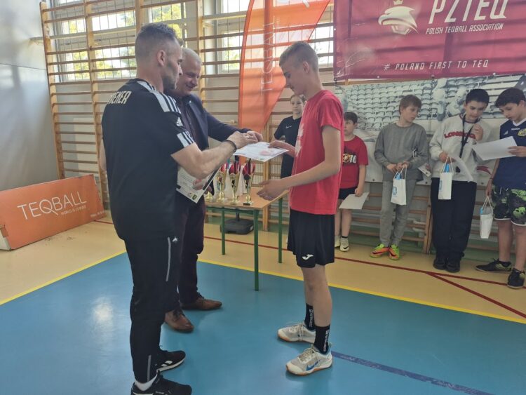 Turniej Teqball w Singla o Puchar Wójta Gminy Łanięta Tomasza Szczęsnego!