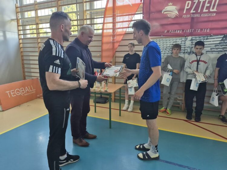 Turniej Teqball w Singla o Puchar Wójta Gminy Łanięta Tomasza Szczęsnego!