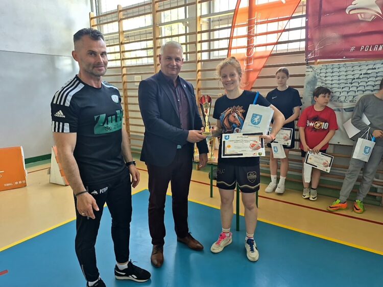 Turniej Teqball w Singla o Puchar Wójta Gminy Łanięta Tomasza Szczęsnego!