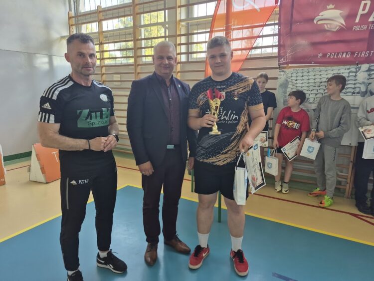 Turniej Teqball w Singla o Puchar Wójta Gminy Łanięta Tomasza Szczęsnego!