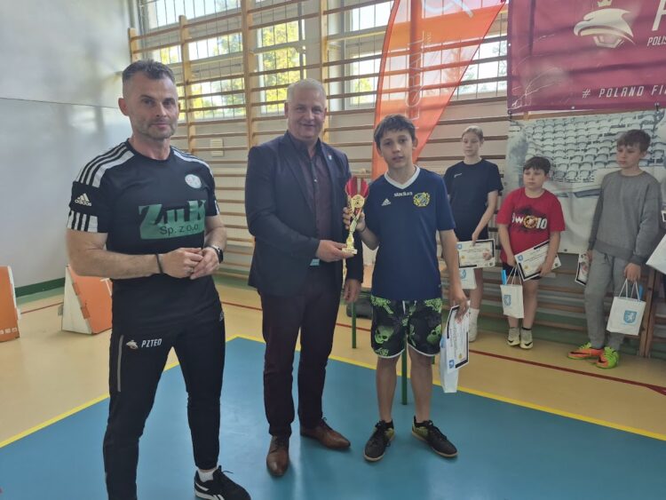 Turniej Teqball w Singla o Puchar Wójta Gminy Łanięta Tomasza Szczęsnego!