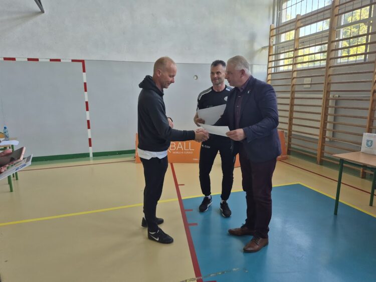 Turniej Teqball w Singla o Puchar Wójta Gminy Łanięta Tomasza Szczęsnego!