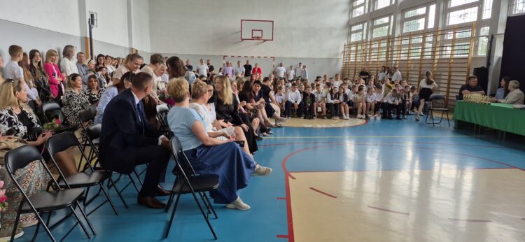 Zakończenie roku szkolnego Szkoła Podstawowa im. Kornela Makuszyńskiego w Łaniętach