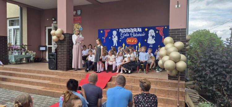Zakończenie roku szkolnego w Przedszkolu Lokalnym im. Kubusia Puchatka w Łaniętach