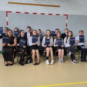 Zakończenie roku szkolnego Szkoła Podstawowa im. Kornela Makuszyńskiego w Łaniętach