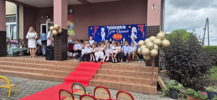 Zakończenie roku szkolnego w Przedszkolu Lokalnym im. Kubusia Puchatka w Łaniętach