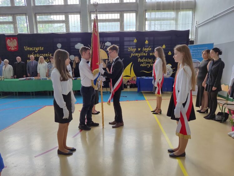 Zakończenie roku szkolnego Szkoła Podstawowa im. Kornela Makuszyńskiego w Łaniętach