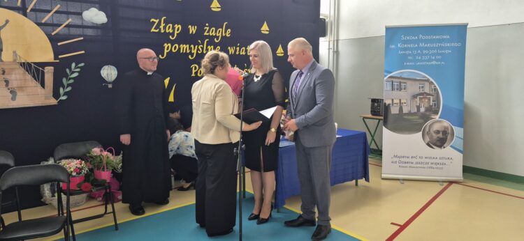 Zakończenie roku szkolnego Szkoła Podstawowa im. Kornela Makuszyńskiego w Łaniętach