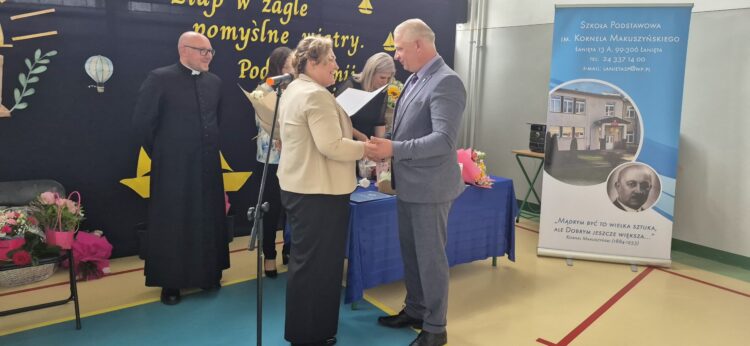 Zakończenie roku szkolnego Szkoła Podstawowa im. Kornela Makuszyńskiego w Łaniętach