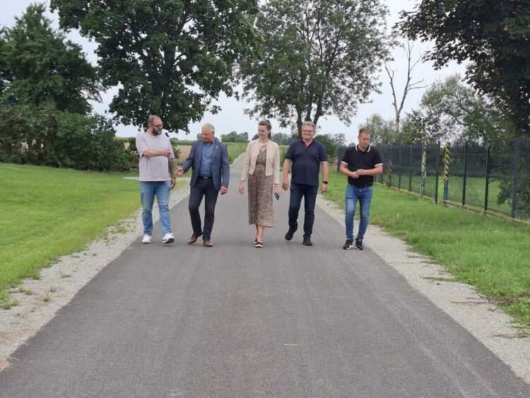 Przebudowa dróg gminnych Nr 102274E w miejscowości Chrosno, Nr 102291E w miejscowości Kąty i Nr 102293E w miejscowości Rajmundów- ZAKOŃCZONA!