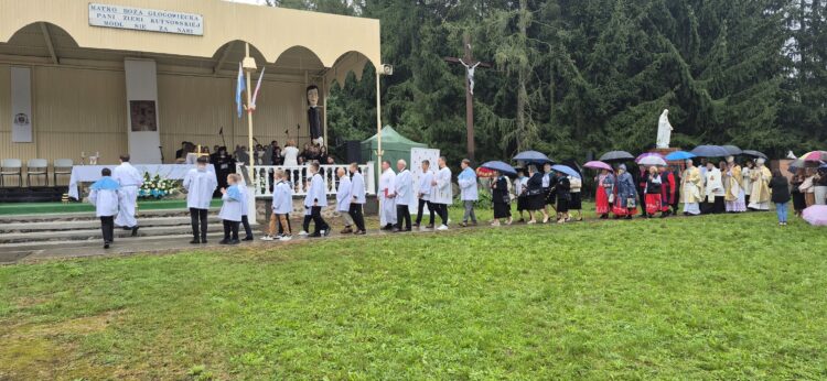 50 rocznica Koronacji Obrazu Matki Bożej Głogowieckiej- Pani Ziemi Kutnowskiej.