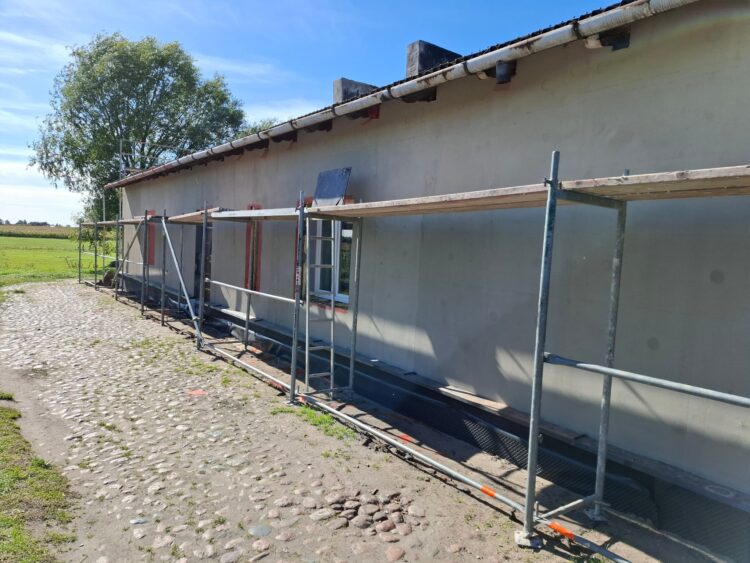 Dziś odbyła się kolejna wizytacja placu budowy w związku z realizacją prac związanych z termomodernizacją budynków mieszkalnych