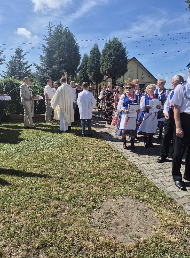 Dożynki Gminno- Parafilne 2025 Piękna ceremonia, tłumy mieszkańców i gości… chcemy podzielić się z Wami wspaniałym wspomnieniem z tego dnia!