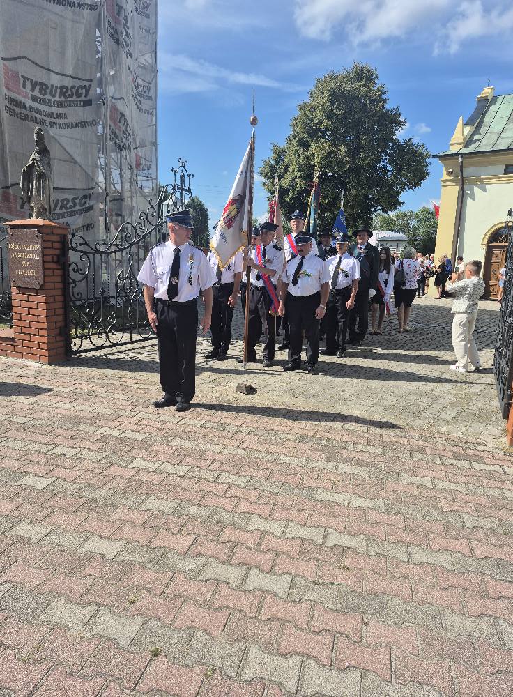 Dożynki Gminno- Parafilne 2025 Piękna ceremonia, tłumy mieszkańców i gości… chcemy podzielić się z Wami wspaniałym wspomnieniem z tego dnia!
