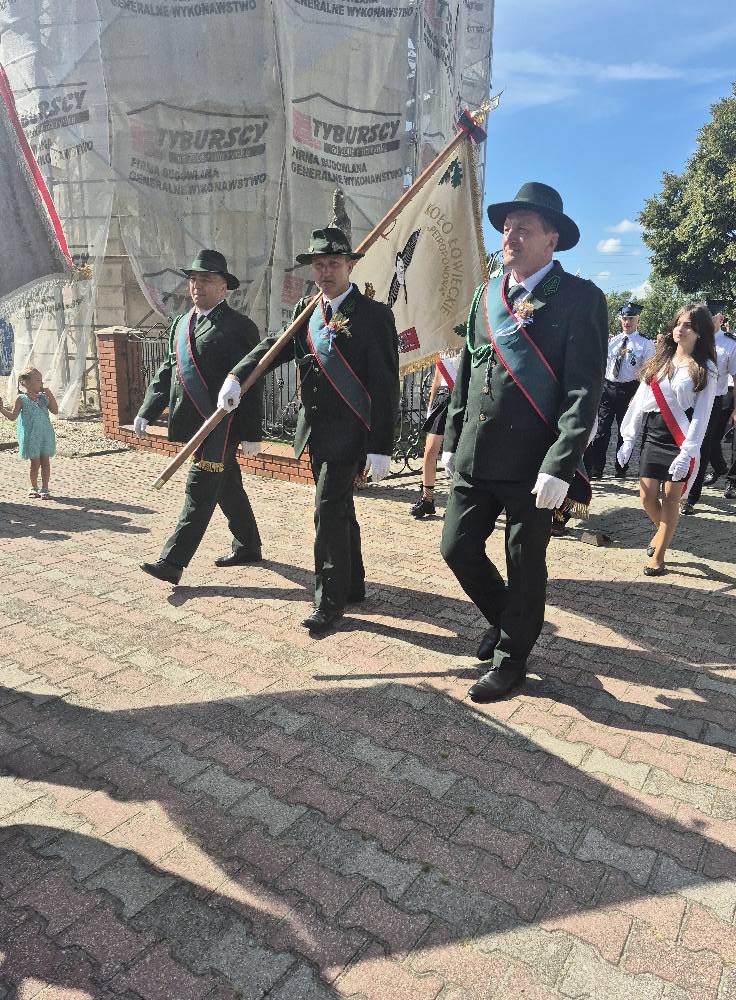 Dożynki Gminno- Parafilne 2025 Piękna ceremonia, tłumy mieszkańców i gości… chcemy podzielić się z Wami wspaniałym wspomnieniem z tego dnia!