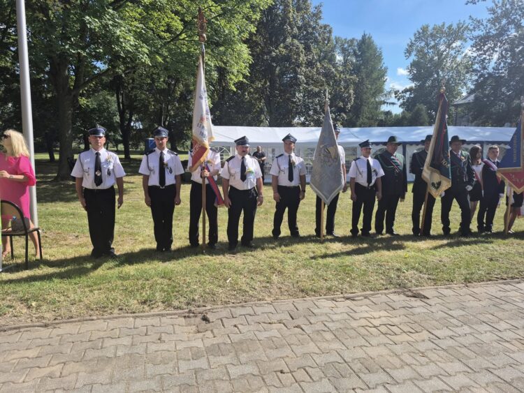 Dożynki Gminno- Parafilne 2025 Piękna ceremonia, tłumy mieszkańców i gości… chcemy podzielić się z Wami wspaniałym wspomnieniem z tego dnia!