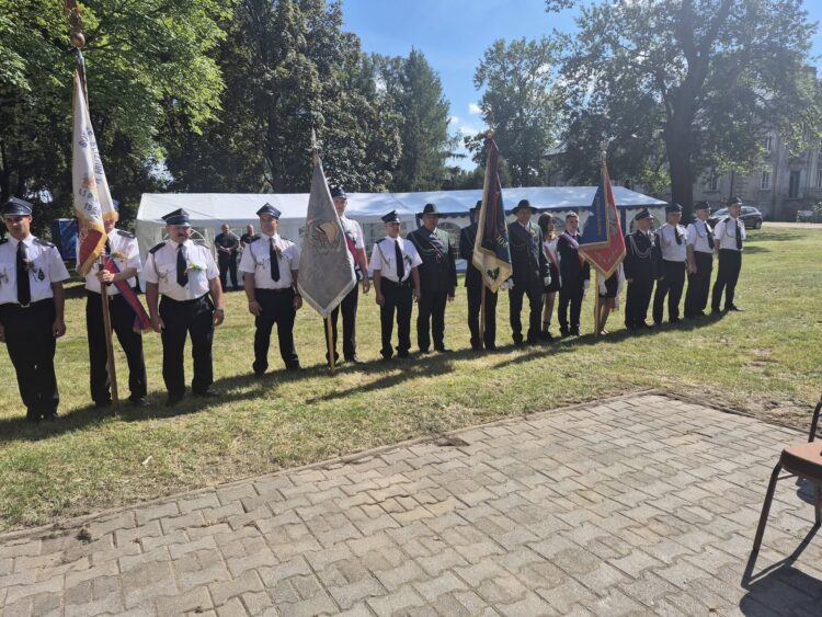 Dożynki Gminno- Parafilne 2025 Piękna ceremonia, tłumy mieszkańców i gości… chcemy podzielić się z Wami wspaniałym wspomnieniem z tego dnia!