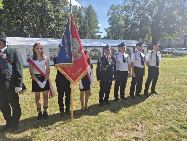 Dożynki Gminno- Parafilne 2025 Piękna ceremonia, tłumy mieszkańców i gości… chcemy podzielić się z Wami wspaniałym wspomnieniem z tego dnia!