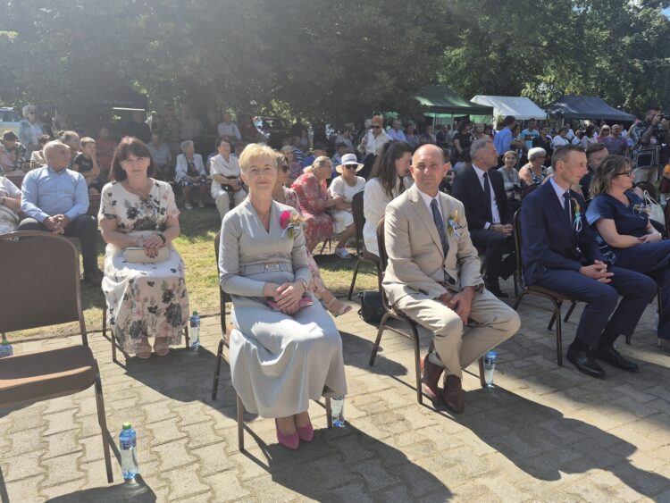 Dożynki Gminno- Parafilne 2025 Piękna ceremonia, tłumy mieszkańców i gości… chcemy podzielić się z Wami wspaniałym wspomnieniem z tego dnia!