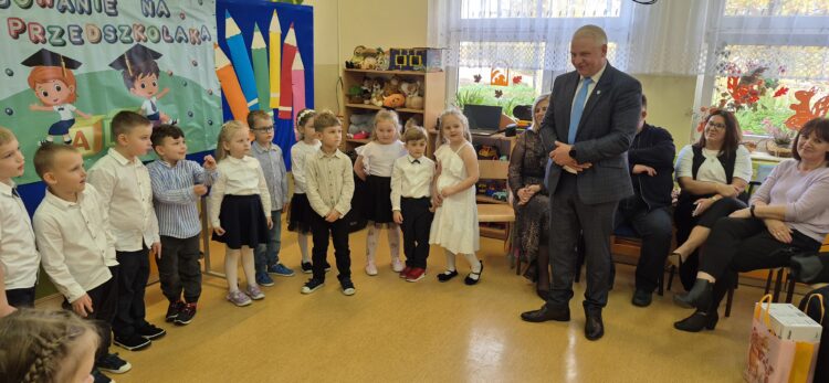 Pasowanie na Starszaka w Przedszkolu im. Kubusia Puchatka w Łaniętach!