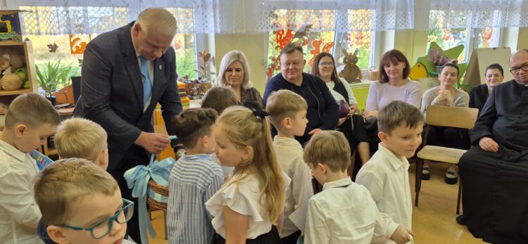 Pasowanie na Starszaka w Przedszkolu im. Kubusia Puchatka w Łaniętach!