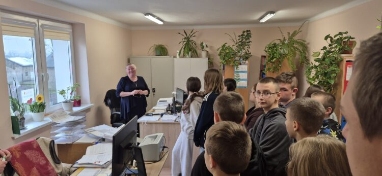 Lekcja doradztwa zawodowego w Urzędzie Gminy Łanięta