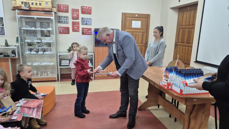 Tegoroczna edycja konkursu na „Świąteczną Kartkę Bożonarodzeniową” została rozstrzygnięta!