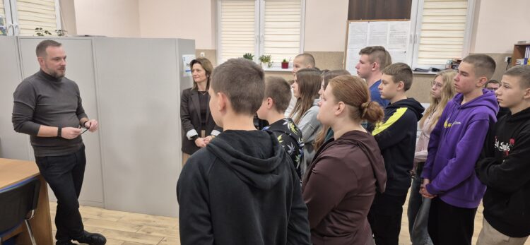 Lekcja doradztwa zawodowego w Urzędzie Gminy Łanięta